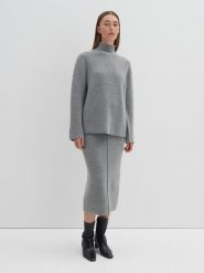 Someday Sweter w kolorze szarym rozmiar: 40. Szare golfy damskie Someday, bez wzorów, z wełny, bez ramiączek. Za 175.67 zł.