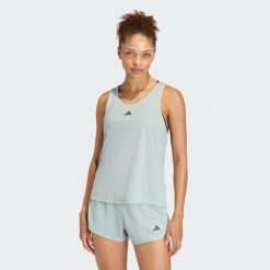 Koszulka Train Essentials Minimal Branding Racerback Tank. Zielone bluzki sportowe damskie Adidas, bez wzorów, z materiału, bez ramiączek. Za 109.00 zł.