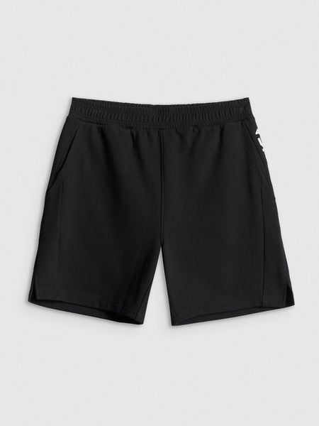 4F Spodenki dresowe męskie - czarne L. Czarne szorty męskie 4f, na lato, bez wzorów, z dresówki, sportowe. Za 89.99 zł.