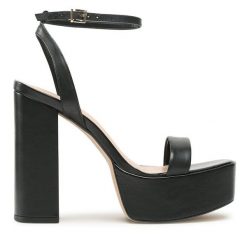 Sandały Aldo. Czarne sandały damskie Aldo, bez wzorów, bez obcasa, na słupku. Za 589.99 zł.