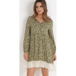 Zielona Sukienka Ferethe. Zielone sukienki damskie Born2be, na co dzień, m, z aplikacjami, boho, bez kołnierzyka, bez ramiączek, mini, rozkloszowane. W wyprzedaży za 63.99 zł.