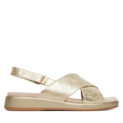 Sandały Caprice. Żółte sandały damskie Caprice, bez wzorów, bez obcasa, na płaskiej podeszwie. Za 339.99 zł.