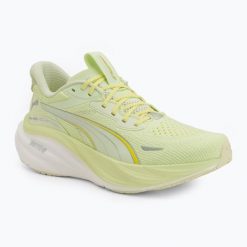 Buty do biegania damskie PUMA Magnify Nitro 3. Zielone obuwie treningowe damskie Puma, do biegania. Za 744.70 zł.
