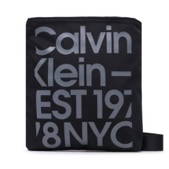 Saszetka Calvin Klein Jeans. Czarne saszetki męskie Calvin Klein Jeans, z jeansu. Za 249.99 zł.