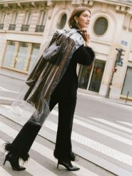 Spodnie z piórami - czarny. Czarne spodnie materiałowe damskie Reserved, bez wzorów, z dzianiny. Za 139.99 zł.