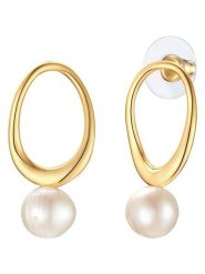 Yokoamii Pozłacane kolczyki-wkrętki z perłami rozmiar: onesize. Białe kolczyki damskie Yokoamii, z perłą, metalowe. Za 39.99 zł.