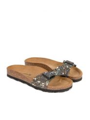 BABUNKERS Family Klapki ze wzorem rozmiar: 39. Klapki damskie BABUNKERS Family, bez wzorów, bez obcasa. Za 130.99 zł.