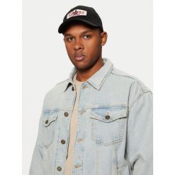 Czapka z daszkiem Guess Jeans. Czarne czapki męskie Guess Jeans, z aplikacjami, z jeansu. Za 99.99 zł.