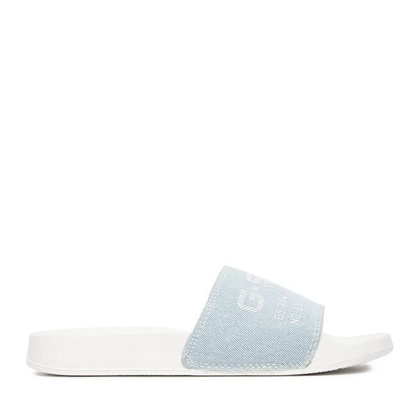 Klapki G-Star Raw. Niebieskie klapki damskie G-Star Raw, bez wzorów, bez obcasa. Za 139.99 zł.