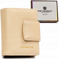 Portfel damski Peterson PTN 42329-F8 beżowy. Brązowe portfele damskie Peterson, bez wzorów. Za 59.99 zł.