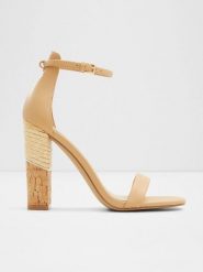 Aldo Sandały w kolorze jasnobrązowym na obcasie rozmiar: 41. Brązowe sandały damskie Aldo, bez wzorów, bez obcasa, na koturnie. Za 173.99 zł.