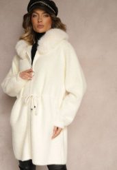 Jasnobeżowy Długi Płaszcz ze Ściągaczem w Pasie Zdobiony Futrem Delithriel. Brązowe płaszcze damskie Renee, l, z aplikacjami, z futra, eleganckie. Za 229.99 zł.