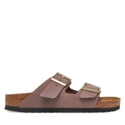 Klapki Birkenstock. Fioletowe klapki damskie Birkenstock, bez wzorów, bez obcasa. Za 439.99 zł.
