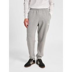 Spodnie do biegania Hummel Legacy 2.0. Szare spodnie dresowe męskie HUMMEL, na lato, bez wzorów, z dresówki. Za 269.50 zł.