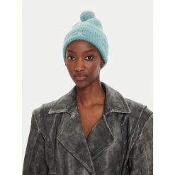 Czapka Calvin Klein. Niebieskie czapki zimowe damskie CALVIN KLEIN. Za 279.99 zł.