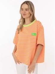 Zwillingsherz Koszulka w kolorze pomarańczowym rozmiar: onesize. Pomarańczowe bluzki damskie Zwillingsherz, bez wzorów, bez kołnierzyka, bez ramiączek. Za 184.95 zł.