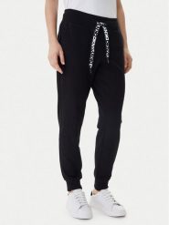 DKNY Sport Spodnie dresowe DP5P3496 Czarny Regular Fit. Czarne spodnie dresowe damskie DKNY Sport, xs, z bawełny. Za 309.99 zł.