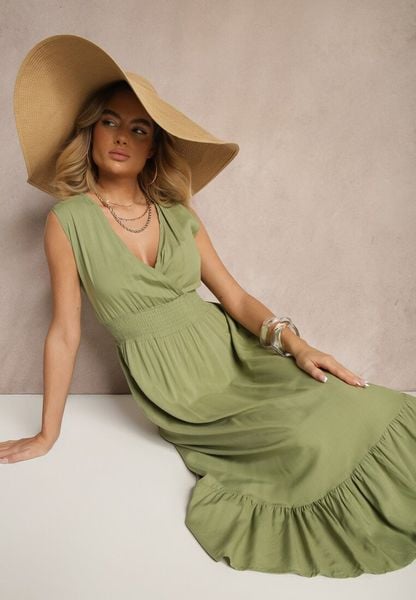 Zielona Kopertowa Sukienka z Wiskozy Zdobiona Falbanką Ularisela. Zielone sukienki damskie Renee, na co dzień, l, z aplikacjami, z wiskozy, eleganckie, bez kołnierzyka, bez ramiączek, midi, kopertowe. Za 69.99 zł.