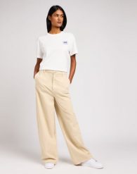 LEE CHINO RELAXED DAMSKIE SPODNIE MATERIAŁOWE MATERIAŁ GREIGE 112349015 L34M016112. Spodnie materiałowe damskie Lee, bez wzorów, z materiału. Za 219.99 zł.