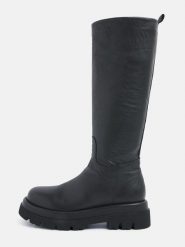 Lazamani Skórzane kozaki w kolorze czarnym rozmiar: 39. Czarne kozaki damskie Lazamani, bez obcasa. Za 231.68 zł.