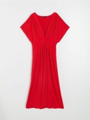 Sukienka z rękawem kimono i zakładkami - czerwony. Czerwone sukienki damskie Sinsay, l, bez wzorów, bez kołnierzyka, bez ramiączek. Za 59.99 zł.