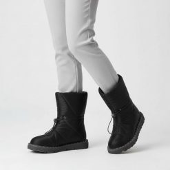 Śniegowce damskie Artiker, cholewka z pikowanego materiału z ociepleniem i regulacją na troczek gruba podeszwa z wyraźnym profilem, czarne, 51C0361. Czarne śniegowce damskie Artiker. Za 289.00 zł.