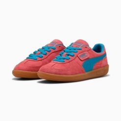 Buty sportowe damskie Puma PALERMO 39646346. Czerwone buty sportowe na co dzień damskie Puma, bez wzorów, z materiału, do piłki nożnej. Za 266.16 zł.