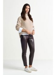 Rich & Royal Spodnie w kolorze brązowym ze skóry syntetycznej rozmiar: 36. Brązowe spodnie materiałowe damskie Rich & Royal, bez wzorów, ze skóry. Za 294.95 zł.