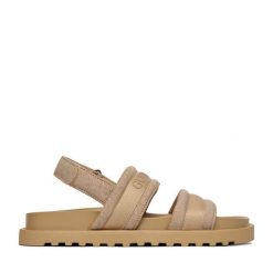 Sandały Guess Jeans. Brązowe sandały damskie Guess Jeans, z aplikacjami, z jeansu, bez obcasa, na płaskiej podeszwie. Za 249.99 zł.