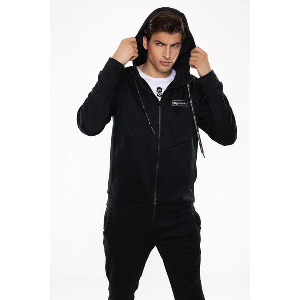 Bluza dresowa treningowa męska Rough Radical Energy Hoodie. Czarne bluzy sportowe męskie ROUGH RADICAL, bez wzorów, z dresówki, bez kołnierzyka, bez ramiączek. Za 135.92 zł.