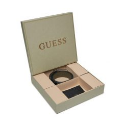 Zestaw etui na karty i pasek Guess. Czarne paski męskie Guess, z aplikacjami. Za 279.99 zł.