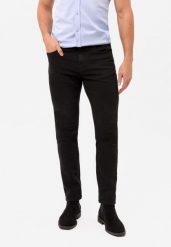 Czarne jeansy, Regular Fit, D-JERRY 33. Czarne jeansy męskie Volcano. Za 179.99 zł.