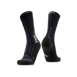 Skarpetki X-Socks Discover Crew. Czarne skarpetki męskie X-Socks, bez wzorów. Za 165.00 zł.