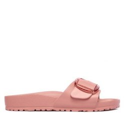 Klapki Birkenstock. Czerwone klapki damskie Birkenstock, bez wzorów, bez obcasa. Za 249.99 zł.