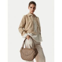 Torebka Guess. Brązowe torebki klasyczne damskie Guess, z aplikacjami, bez dodatków. Za 634.99 zł.
