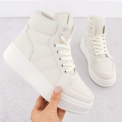 Buty sportowe wysokie za kostkę beżowe NEWS 8166. Brązowe buty sportowe na co dzień damskie NEWS, bez wzorów, ze skóry ekologicznej, trekkingowe. Za 85.00 zł.