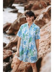 Isla Bonita by SIGRIS Bluzka w kolorze błękitno-zielonym rozmiar: 3XL. Niebieskie bluzki damskie Isla Bonita by SIGRIS, xl, bez wzorów, z bawełny, bez kołnierzyka, bez ramiączek. Za 88.02 zł.