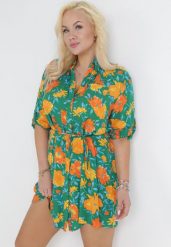 Zielona Koszulowa Sukienka Mini z Guzikami i Materiałowym Paskiem Raimeda. Zielone sukienki damskie Born2be, na lato, l, bez wzorów, z materiału, bez kołnierzyka, plus size, bez ramiączek, mini, koszulowe. W wyprzedaży za 63.99 zł.