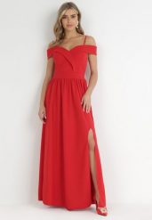 Czerwona Rozkloszowana Sukienka na Ramiączkach Maxi Chilli. Czerwone sukienki damskie Born2be, bez wzorów, bez kołnierzyka, bez ramiączek, maxi, rozkloszowane. W wyprzedaży za 87.99 zł.