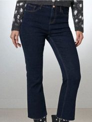 Spodnie jeansowe - niebieski. Niebieskie spodnie materiałowe damskie Sinsay, bez wzorów, z jeansu. Za 69.99 zł.