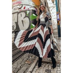 Spódnica LERMA. Spódniczki damskie Spódnica LERMA, l, bez wzorów. W wyprzedaży za 89.00 zł.