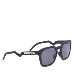 Okulary przeciwsłoneczne Oakley. Czarne okulary przeciwsłoneczne damskie Oakley. Za 759.99 zł.