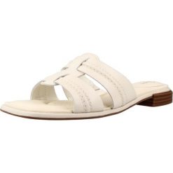Sandały CLARKS ARIANY MULE Biały. Białe obuwie trekkingowe damskie Clarks. Za 215.99 zł.