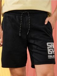 Szorty wiązane w talii z ozdobnym napisem - czarny. Czarne szorty męskie Sinsay, bez wzorów. Za 29.99 zł.