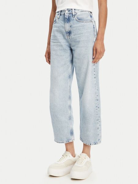 Calvin Klein Jeans Jeansy Barrel J20J225603 Niebieski Loose Fit. Niebieskie jeansy damskie Calvin Klein Jeans. Za 279.99 zł.