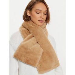 Szal Guess. Brązowe szaliki i kominy damskie Guess, z aplikacjami. Za 209.99 zł.