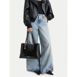 Torebka Nine West. Czarne torebki klasyczne damskie Nine West, bez wzorów, bez dodatków. Za 329.99 zł.