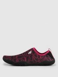 4F Buty do wody 4SWIM damskie - czarne 36. Czarne buty sportowe na co dzień damskie 4f, bez wzorów, z gumy, do pływania. Za 99.99 zł.