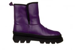 Botki Bayla-161 031 Jordy 001 Srt 55 Byzantium 161656, Fioletowy, Skóra naturalna - 40. Fioletowe botki damskie Bayla, na zimę, z gumy, eleganckie, z okrągłym noskiem, za kostkę, bez obcasa, bez zapięcia. W wyprzedaży za 224.10 zł.