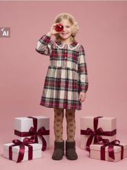 Bawełniana sukienka w kratę - wielobarwny. Sukienki dziewczęce Sinsay, bez wzorów, z bawełny, bez ramiączek. Za 45.99 zł.